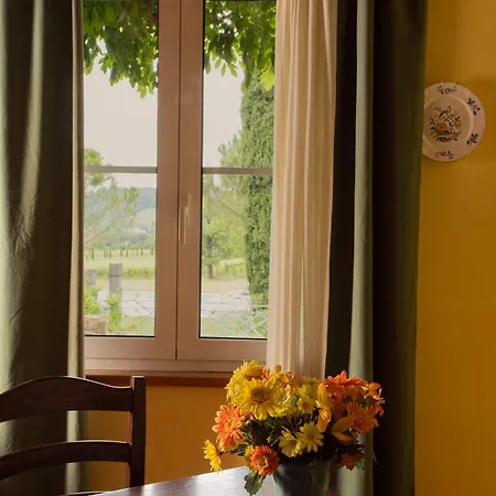 Tenuta Perusini Farm stay *